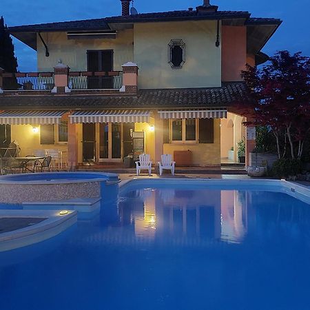 B&B Villa Giulia Desenzano del Garda Exterior photo