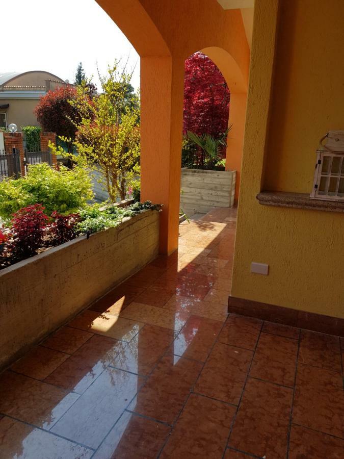 B&B Villa Giulia Desenzano del Garda Exterior photo