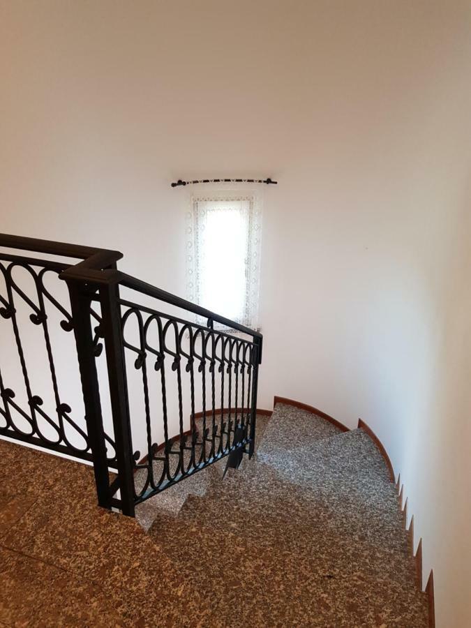 B&B Villa Giulia Desenzano del Garda Exterior photo